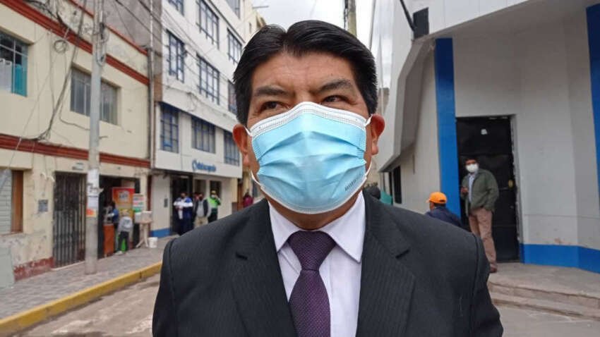 Alcalde de la Municipalidad Provincial de Puno Martin Ticona Maquera l ASAM