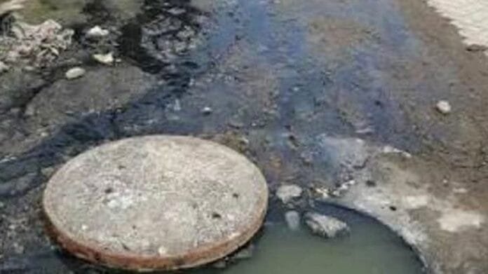 Desague inunda algunas calles del barrio Chanu Chanu de Puno l Difusion