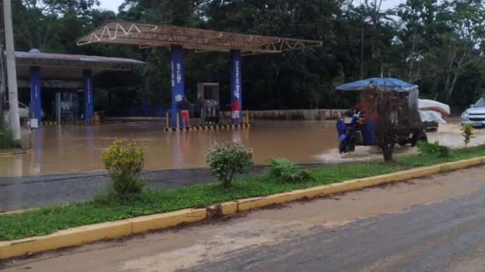 Madre De Dios inundacion 1 Madre De Dios inundacion 1
