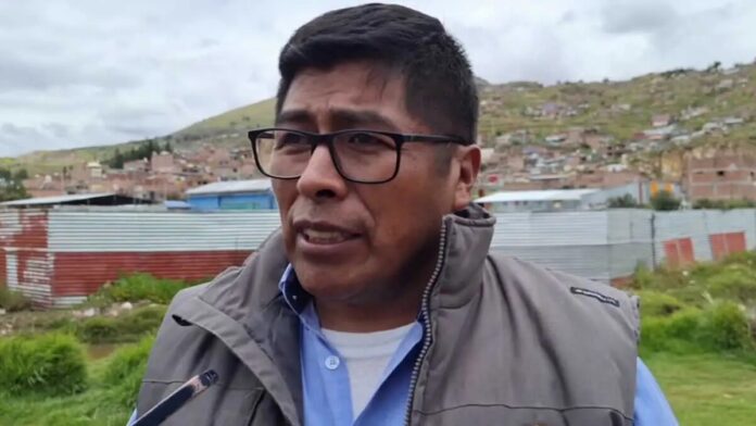 Puno: Inundaciones en Salcedo, más de 80 viviendas afectadas por desborde de canal pluvial
