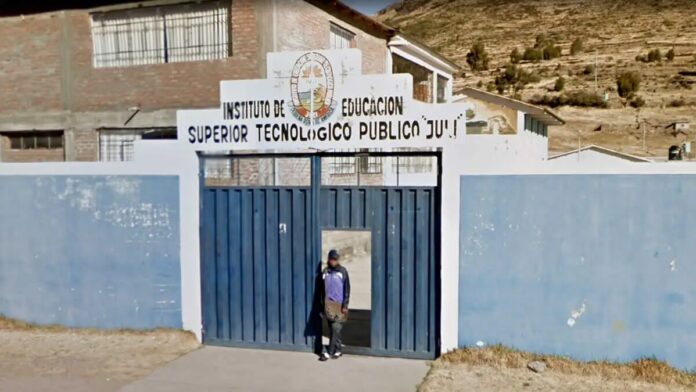 Chucuito: Proyecto de Tecnológico en Juli en riesgo por falta de decisión del Gobierno Regional