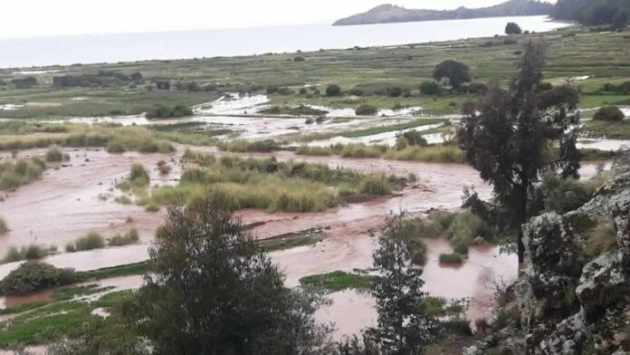 Lluvias intensas aíslan a comunidades en Moho