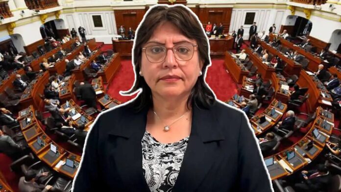 Fiscal Delia Espinoza defiende su denuncia constitucional: «Persigo el delito, no nombres ni partidos»