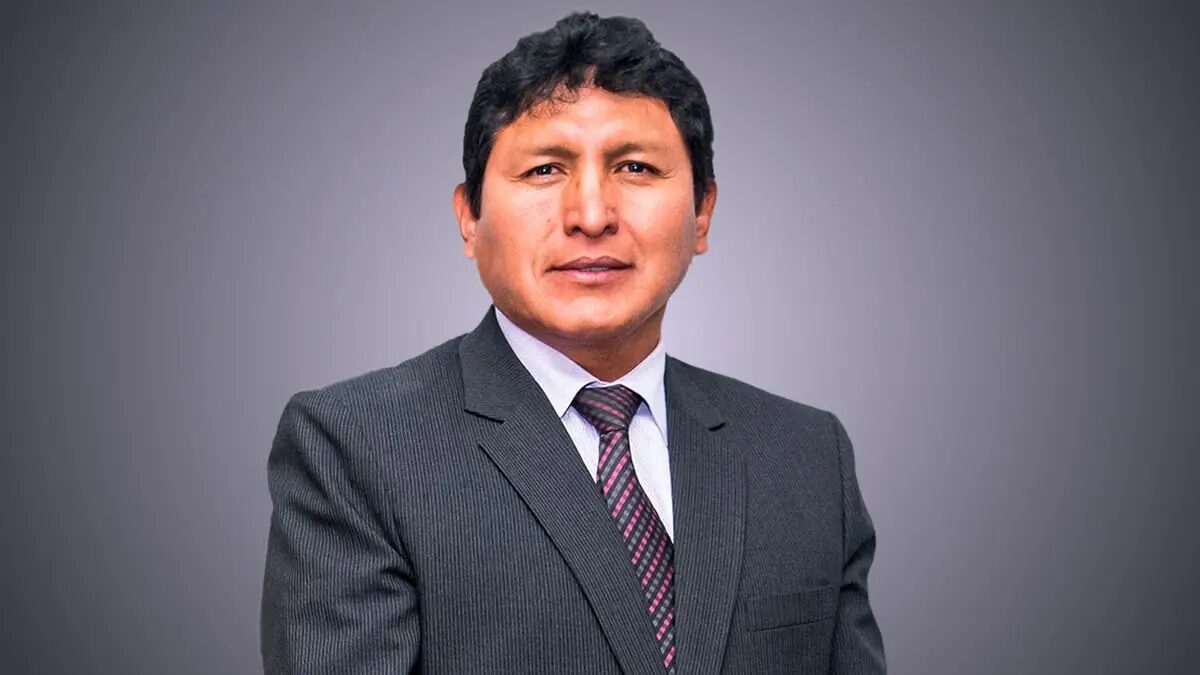 Juliaca: Decano de Contadores denuncia que la UNAJ excluye a su gremio de cátedras