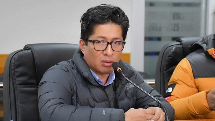 Despidos arbitrarios en el Gobierno Regional de Puno generan malestar entre los profesionales