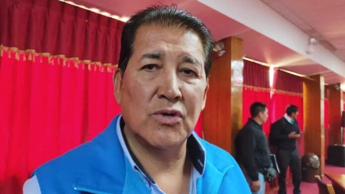 Alcalde de San Román respalda censura de Santibáñez: Cuestiona inacción del Congreso ante criminalidad