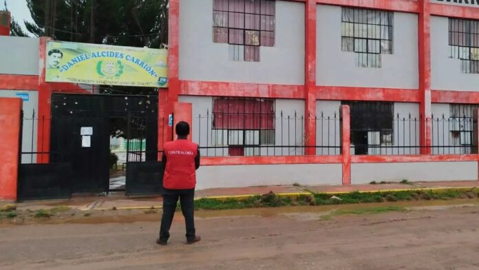 Contraloría identifica graves deficiencias en 61 colegios de Puno que ponen en riesgo el año escolar 2025