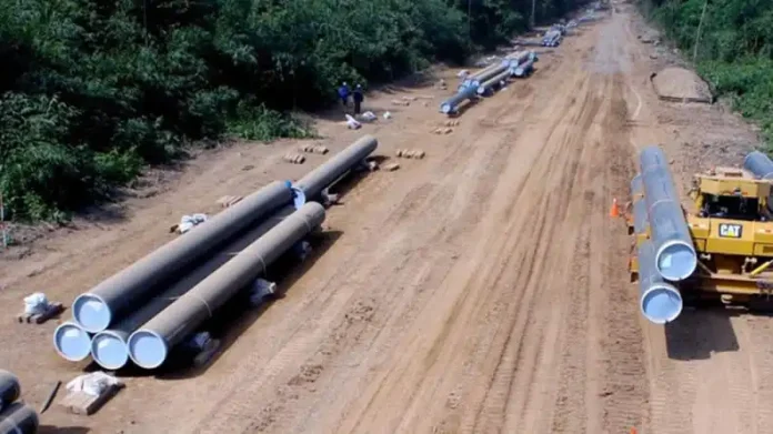 Gasoducto Sur Peruano detenido por sobrevaloración de 7.400 millones