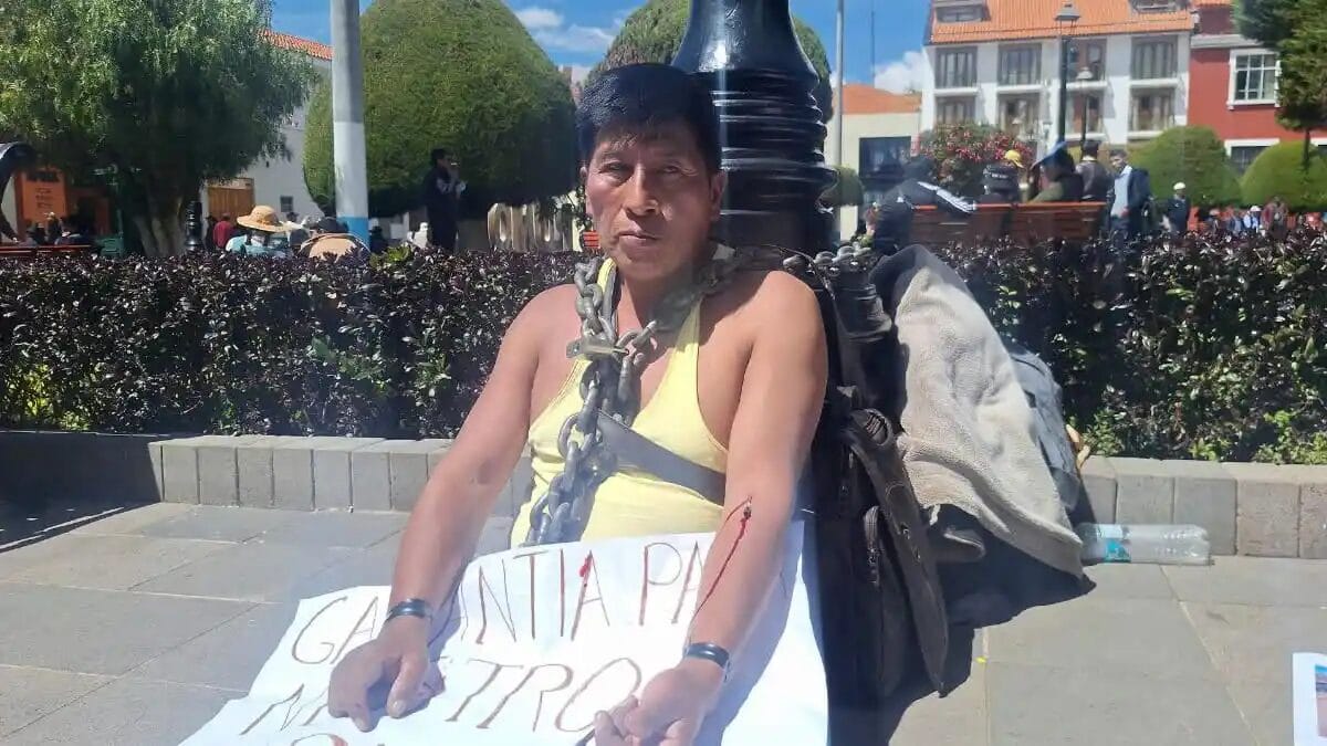 Moradores de Itapalluni toman medidas extremas de protestas tras aparentes despidos arbitrarios