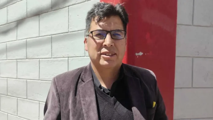Fuerza popular y allegados políticos buscan permanecer en el poder con nueva ley  que permite postular a la vez al legislativo