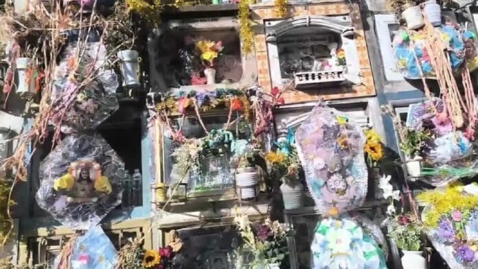 Robo de 10 lápidas en cementerio de Caracoto: Familiares exigen responsabilidad a la municipalidad