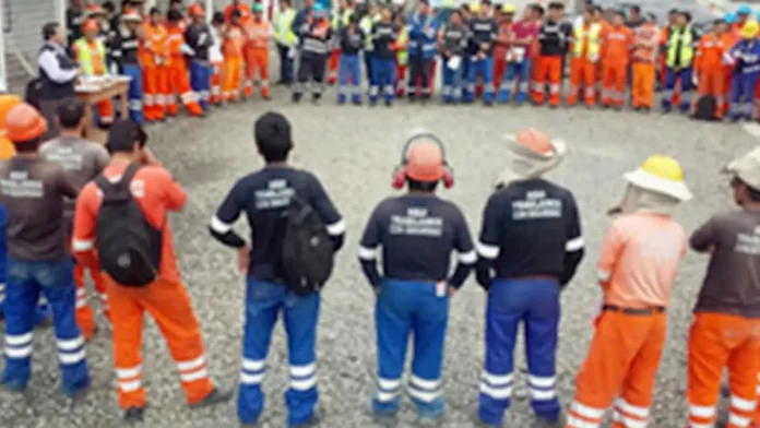 Acuerdo salarial mejora ingresos de obreros en construcción civil de Puno