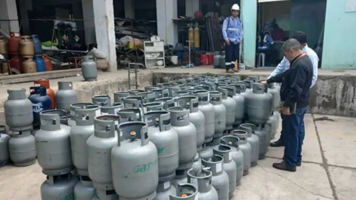 Clausuran distribuidoras de gas en Puno por graves deficiencias de seguridad