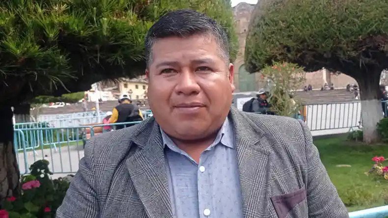 amador núñez mamani