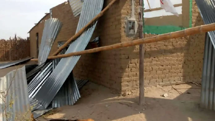 fuertes vientos destechan casas df