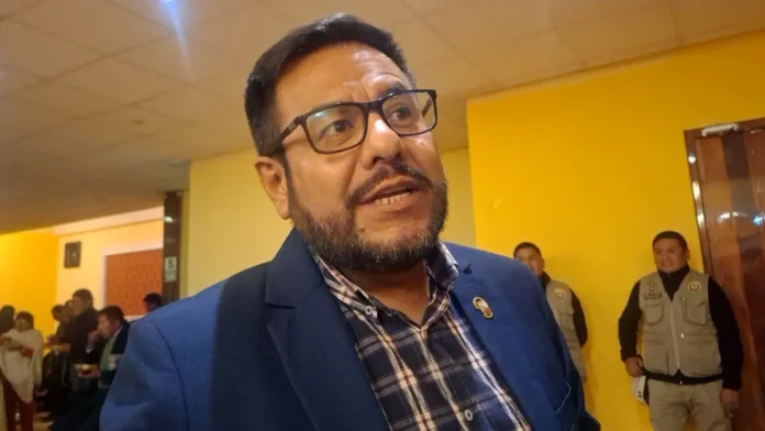 Carlos Zeballos