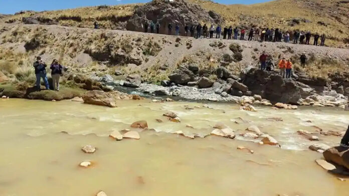 GORE –Puno frena acciones contra contaminación minera en el río Ramis por usar laboratorios sin certificación
