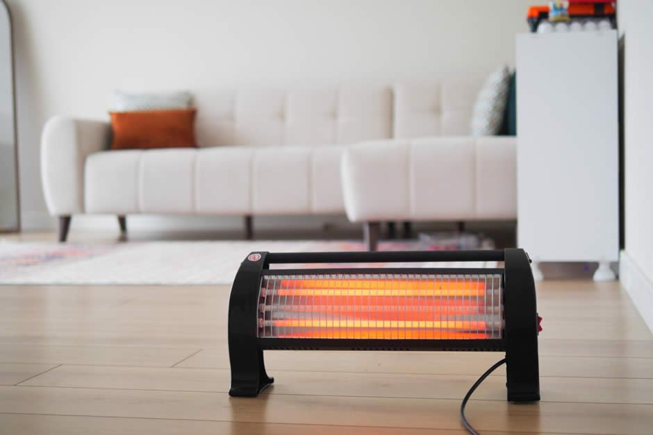 consume un calefactor eléctrico iStock