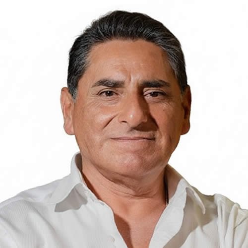 Carlos Álvarez